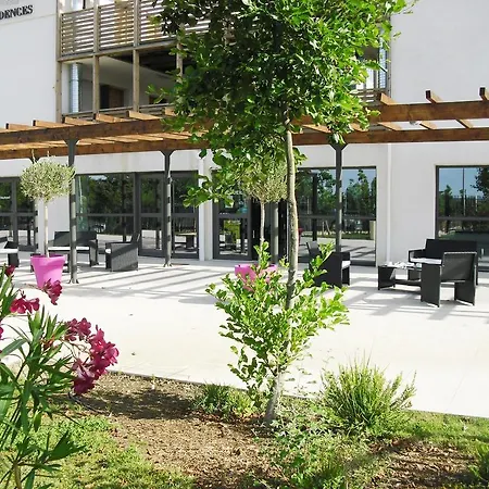 à Deux Pas D'aix Appart hôtel 2*