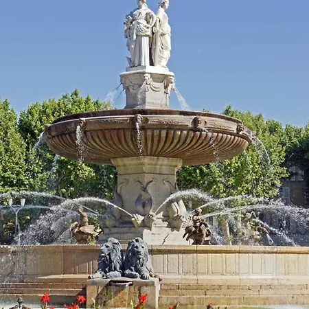 Appart hôtel à Deux Pas D'aix